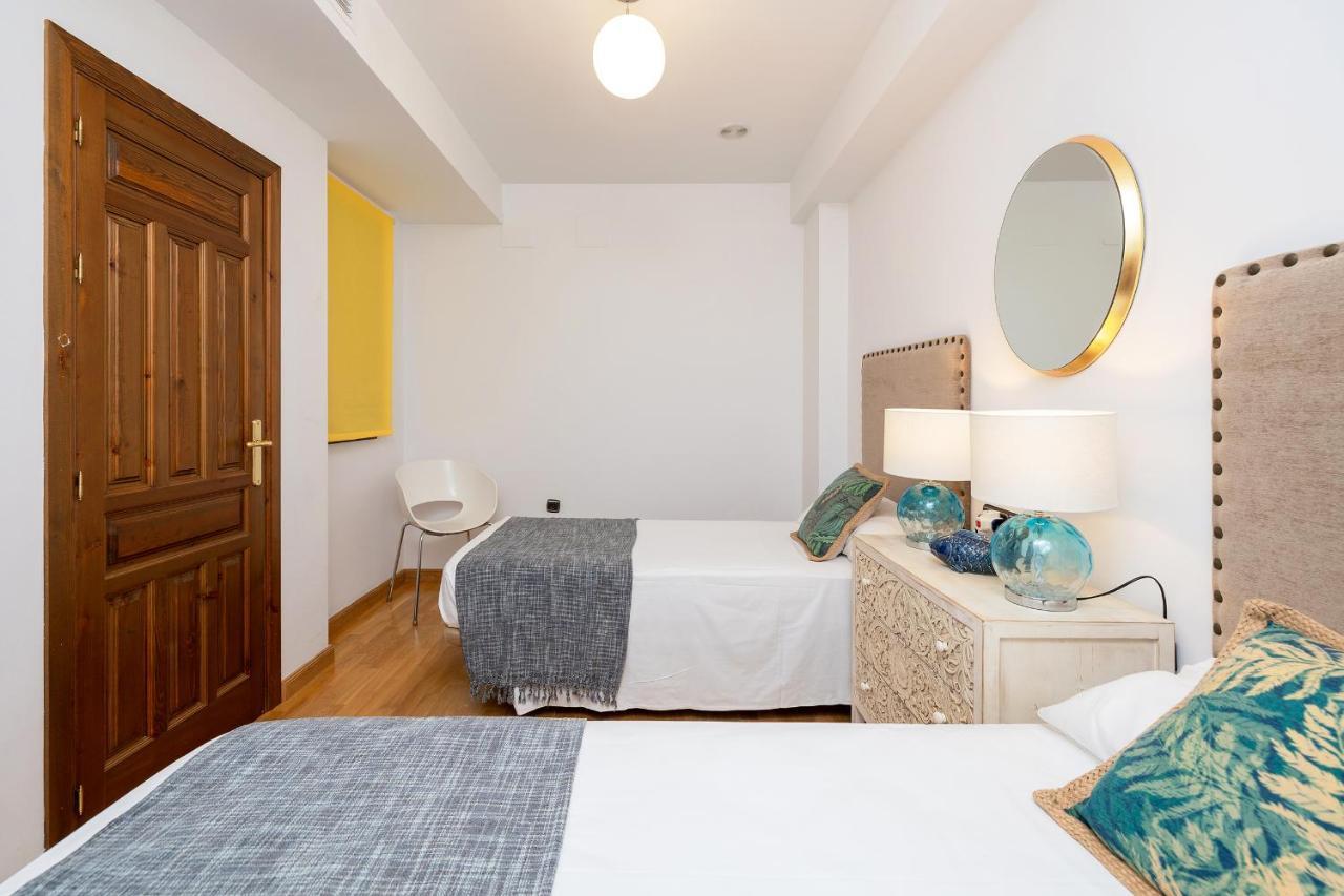 Dreaming Bib Rambla - Free Parking Apartment กรานาดา ภายนอก รูปภาพ